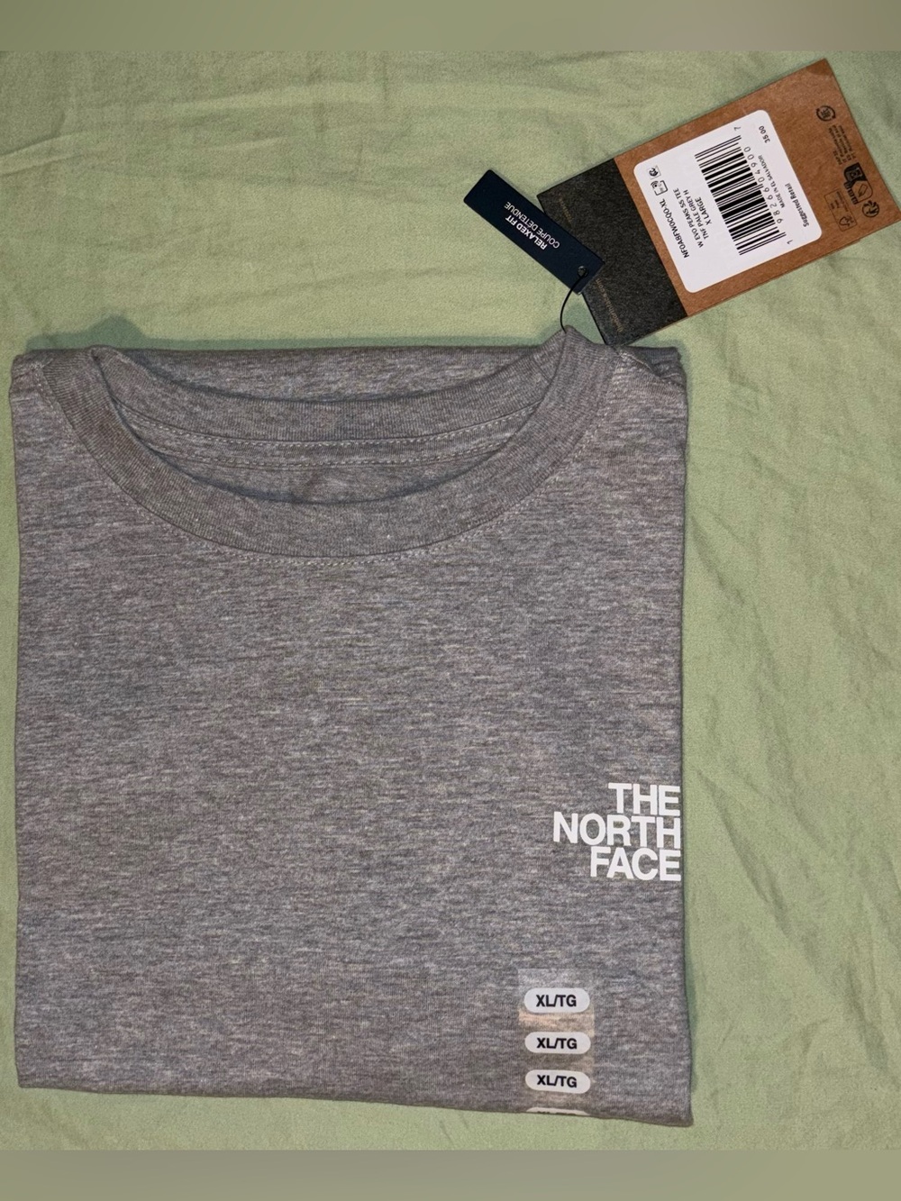 The North Face Women's Evo Peaks SS T-Shirt in TNF Pale Grey Heather Sz XL NWT